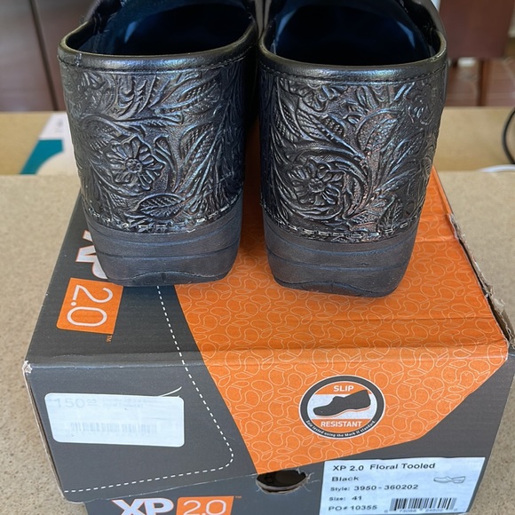 Dansko XP Women’s Clog - Picture 5 of 5